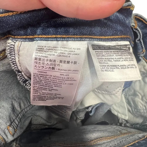 Levi's Wedgie Fit Straight Jeans Medium Destructed Size 29 - Picture 11 of 13